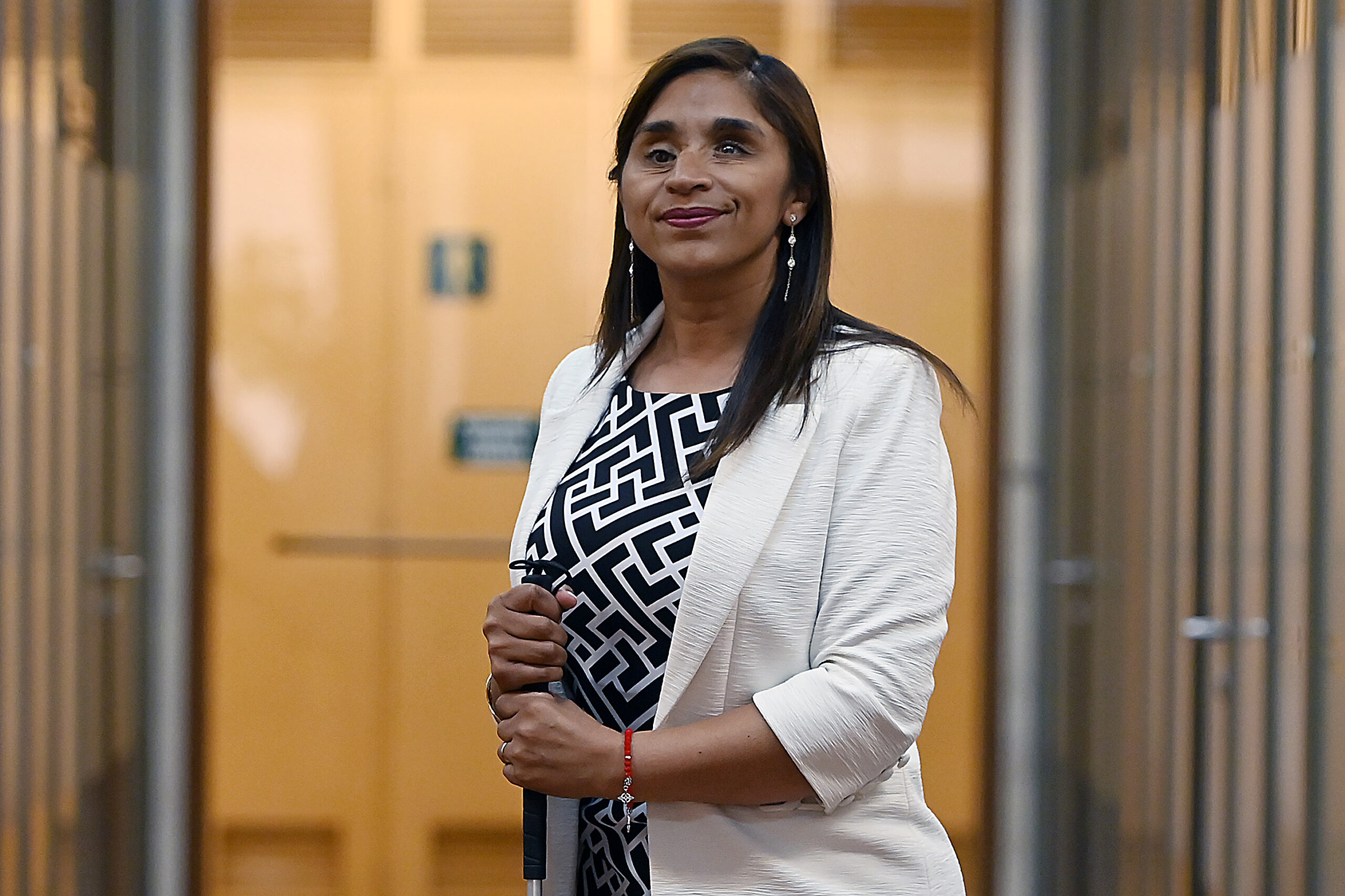 Senadora Campillai responde a ministra Tohá y pide abrir debate por suspensión de dieta parlamentaria: exige suma urgencia