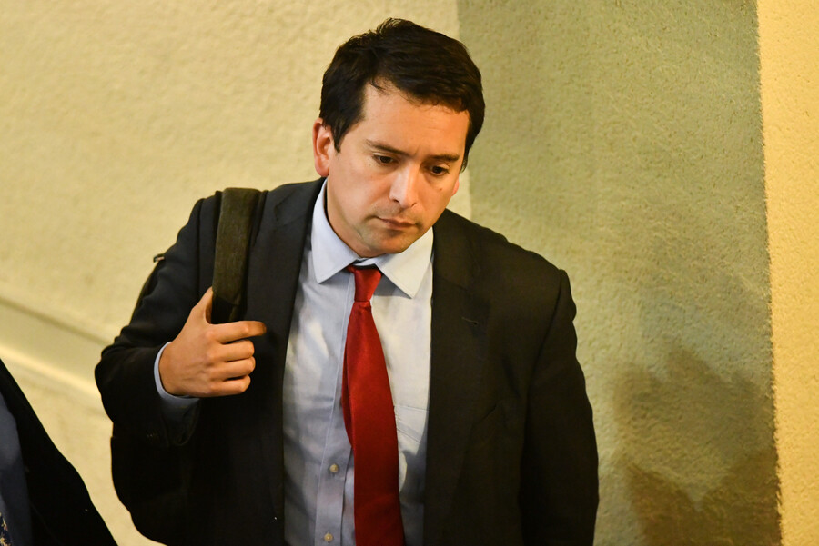 Diputado Cristián Araya suspende su participación en la bancada del Partido Republicano tras ser vinculado a la “trama bielorrusa”