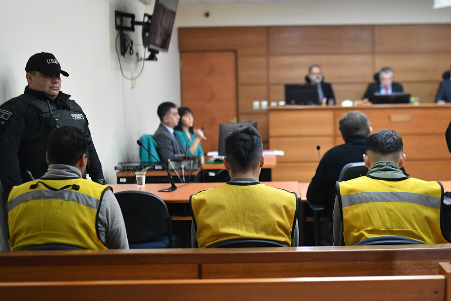 Condenan a tres sujetos por homicidios de hinchas de Colo Colo en Valparaíso