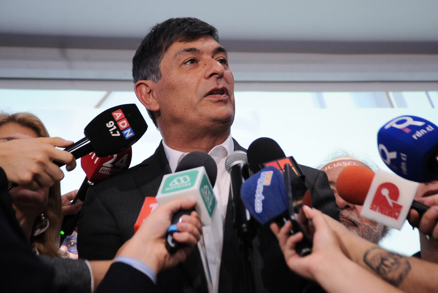 Parisi denuncia amenazas de Donoso (UDI) a parlamentario electo del PDG en disputa por conteo de votos