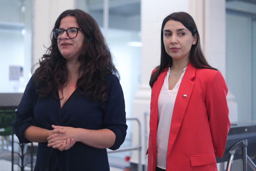 Ministra Orellana y Judith Marín se reúne por traspaso en el Ministerio de la Mujer