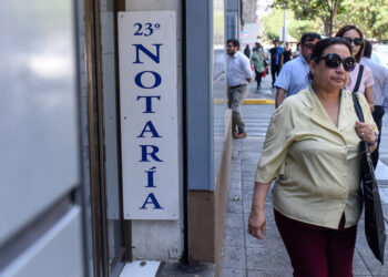 Notarios destacan reforma pero piden determinar competencias de fiscalización