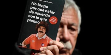 Carlos Caszely libro