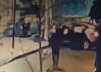 Choque mujer carabineros