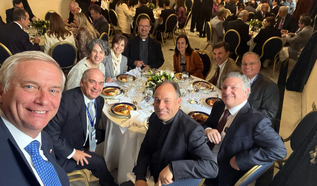 Kast excompañeros La Moneda