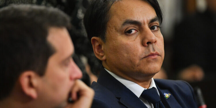 “Es absolutamente inconsistente con los anuncios”: Bancada DC anuncia rechazo a aumento de la deuda pública