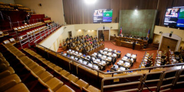 Cámara feriados irrenunciables
